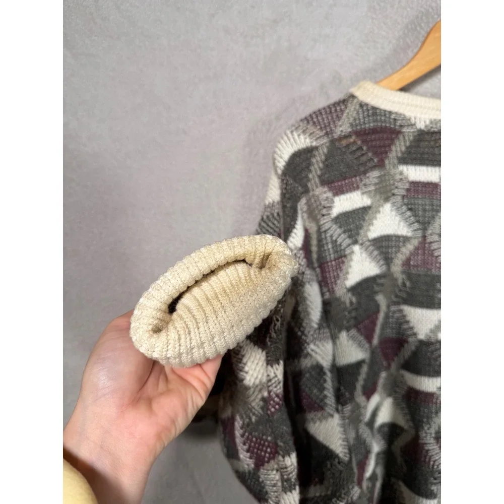 Vintage Jantzen Mens Geometric Intarsia Knit Sweater Grey Burgundy Made in USA L